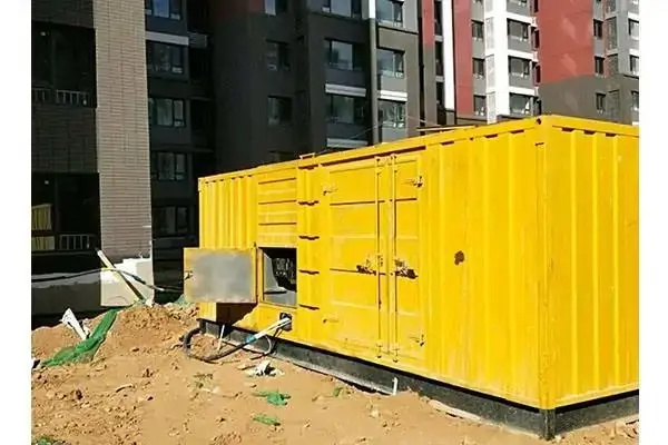 汉滨发电机租赁中燃油压力过低会对发动机的哪些部件造成损坏？