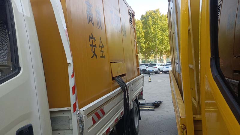 汉滨如何判断柴油发电机组和UPS电源的切换时间是否符合要求？